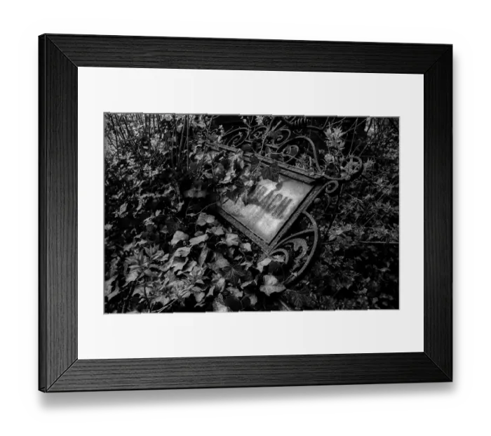 Framed Print : GDR, Berlin, 27.04.1987, Jewish cemetery Weissensee