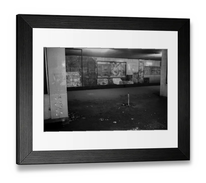 Framed Print : GDR, Berlin, 17.6.1990, S-Bahn station Potsdamer Platz
