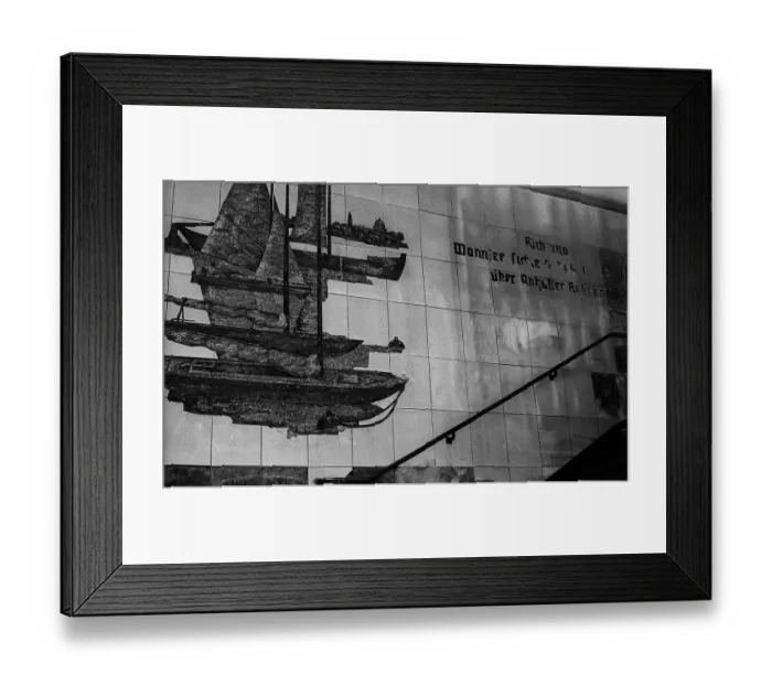 Framed Print : GDR, Berlin, 17 June 1990, Potsdamer Platz S-Bahn station