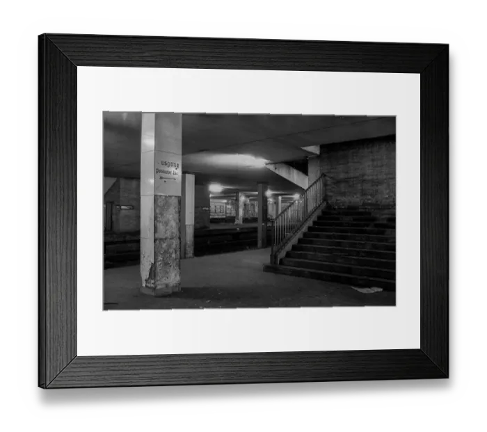 Framed Print : GDR, Berlin, 17 June 1990, Potsdamer Platz S-Bahn station Framed Print : GDR, Berlin, 17 June 1990, Potsdamer Platz S-Bahn station