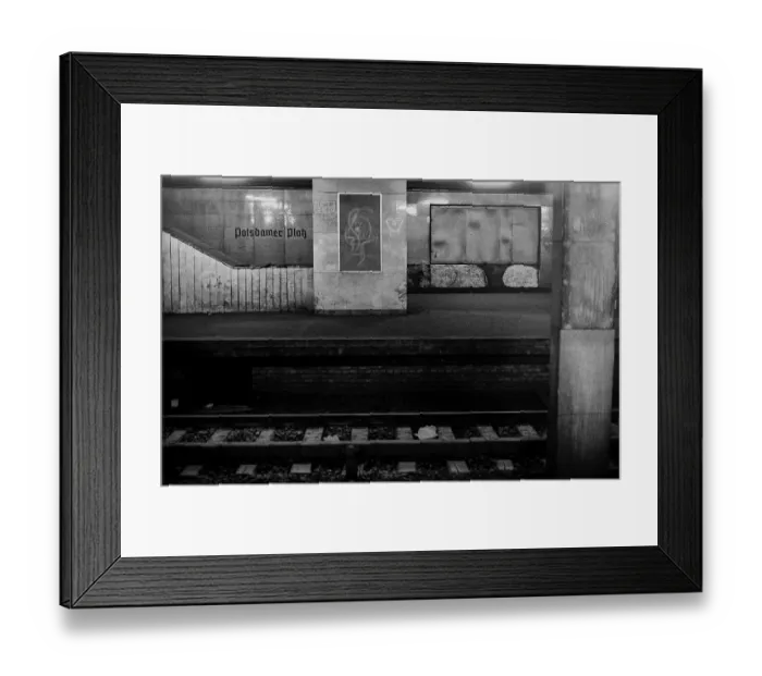 Framed Print : GDR, Berlin, 17 June 1990, Potsdamer Platz S-Bahn station