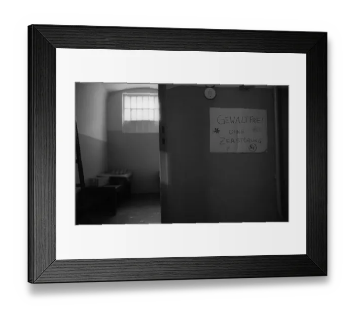 Framed Print : GDR, Potsdam, 13.05.1990, Linden Hotel Framed Print : GDR, Potsdam, 13.05.1990, Linden Hotel