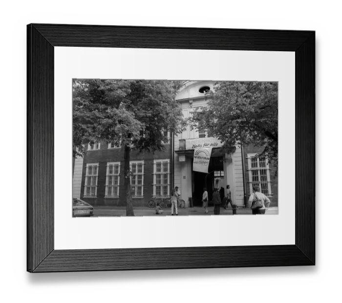 Framed Print : GDR, Potsdam, 13.05.1990, Linden Hotel