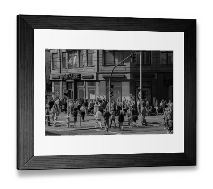 Framed Print : GDR, Berlin, 25 May 1990, queuing for applications for monetary union