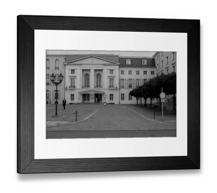 Framed Print : GDR, Berlin, 26.5.1990, Deutsches Theater