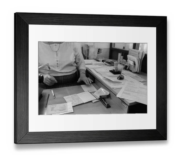 Framed Print : GDR, Berlin, 12 June 1990, Applying for monetary union