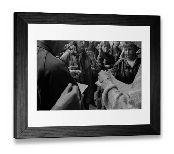 Framed Print : GDR, Berlin, 12 June 1990, Applying for monetary union