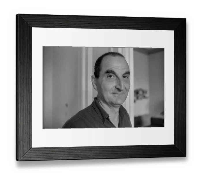 Framed Print : GDR, Berlin, 13.06.1990, director and actor Juri Kramer