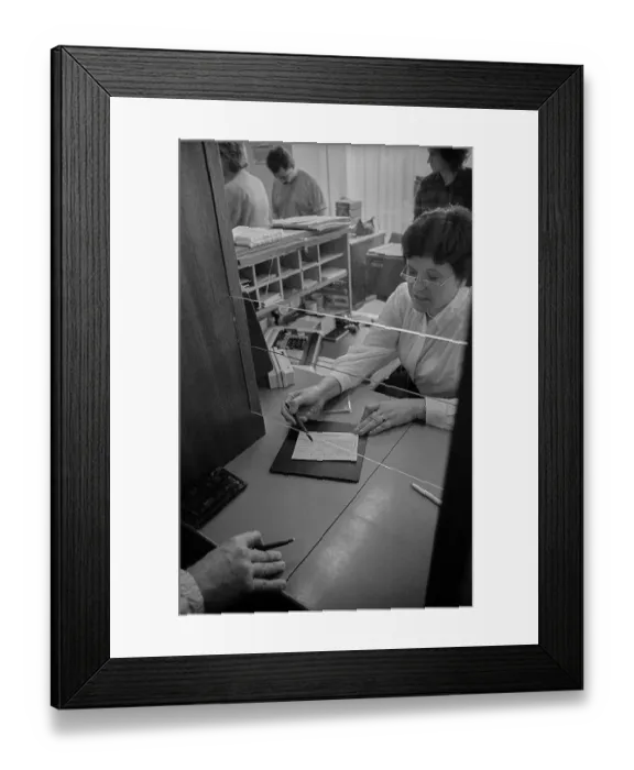 Framed Print : GDR, Berlin, 15 June 1990, Applying for monetary union Framed Print : GDR, Berlin, 15 June 1990, Applying for monetary union