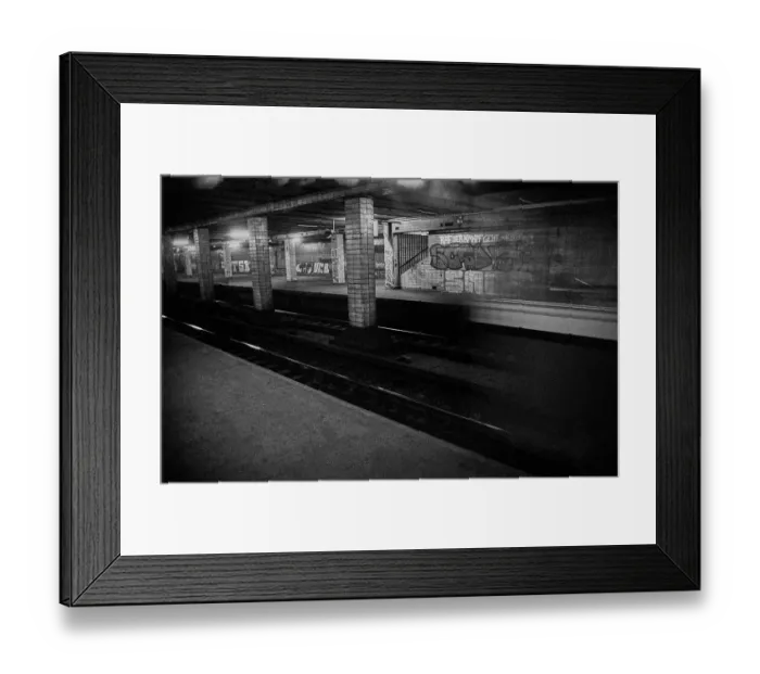Framed Print : GDR, Berlin, 17.06.1990, S-Bahn station Nordbahnhof