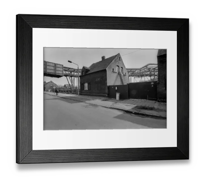 Framed Print : Germany, Greppin, 31 March 1992
