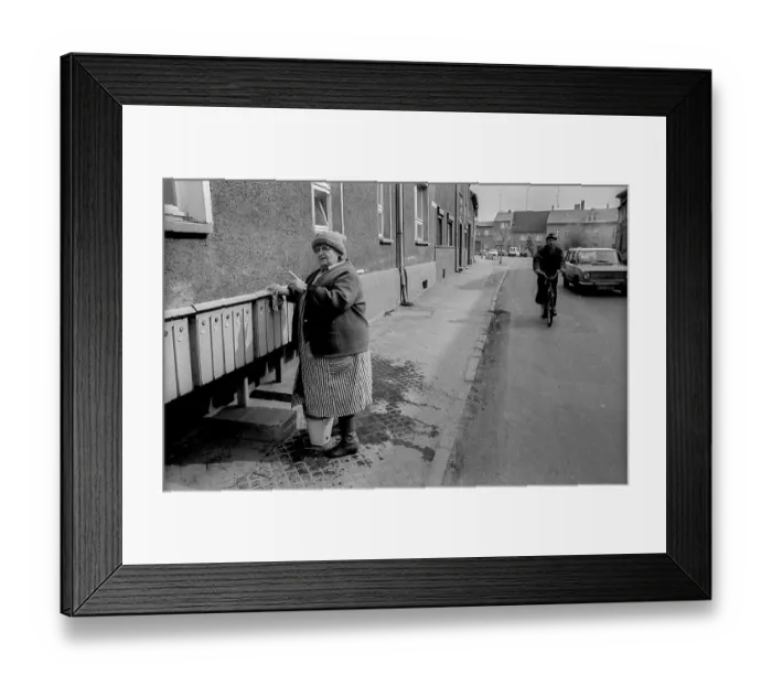 Framed Print : Germany, Wolfen, 31.03.1992, Street