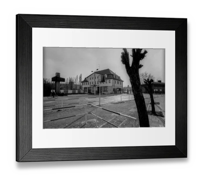 Framed Print : Germany, Wolfen, 31 March 1992