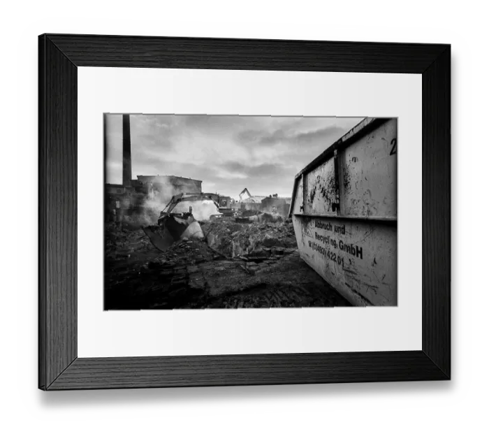 Framed Print : Germany, Bitterfeld, 31 March 1992