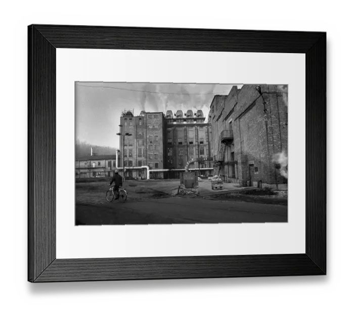 Framed Print : Germany, Merseburg, 15 January 1992 Framed Print : Germany, Merseburg, 15 January 1992