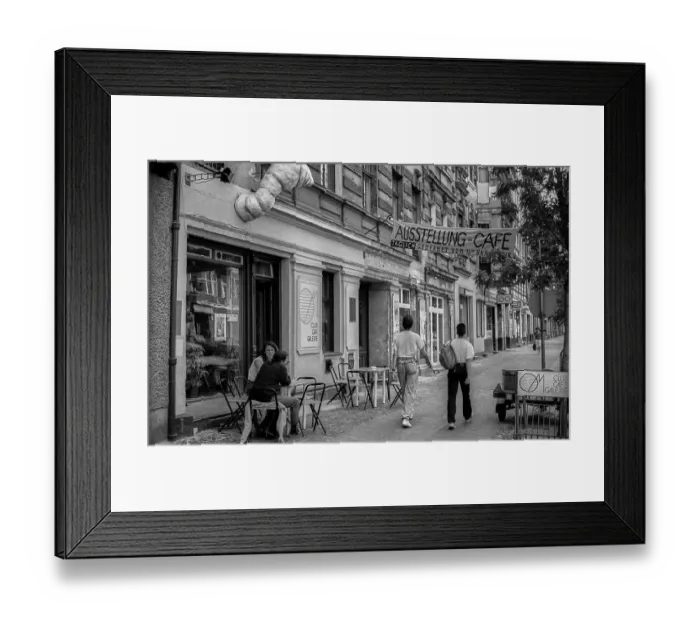 Framed Print : Germany, Berlin, 27 July 1991, Stargarder Strasse Framed Print : Germany, Berlin, 27 July 1991, Stargarder Strasse