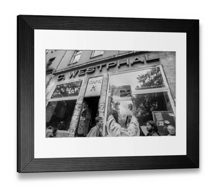 Framed Print : Germany, Berlin, 14 August 1991 Framed Print : Germany, Berlin, 14 August 1991