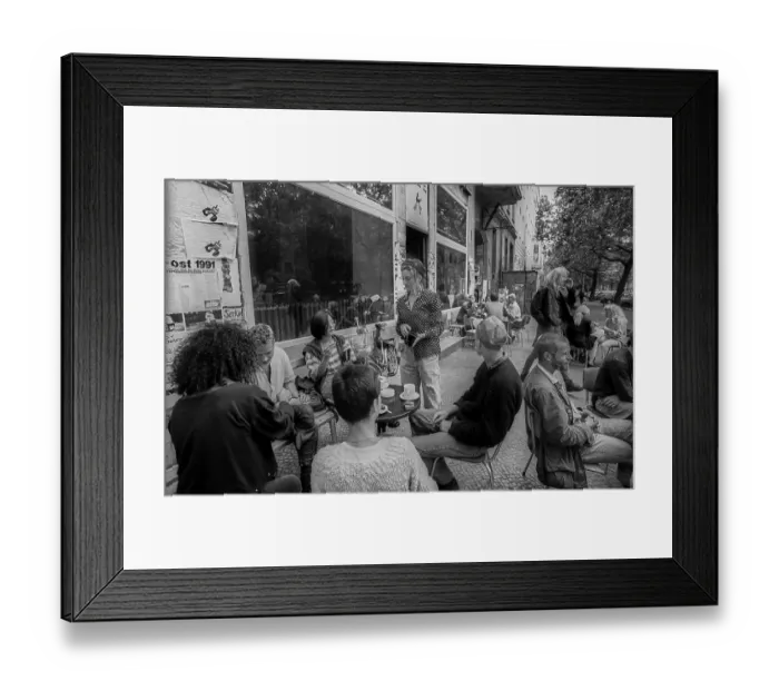 Framed Print : Germany, Berlin, 14.08.1991, Cafe Westphal (CW)
