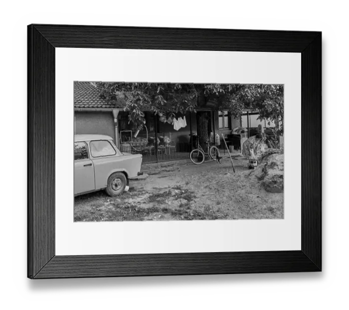 Framed Print : Germany, Eixen, 16.9.1991, country house Framed Print : Germany, Eixen, 16.9.1991, country house
