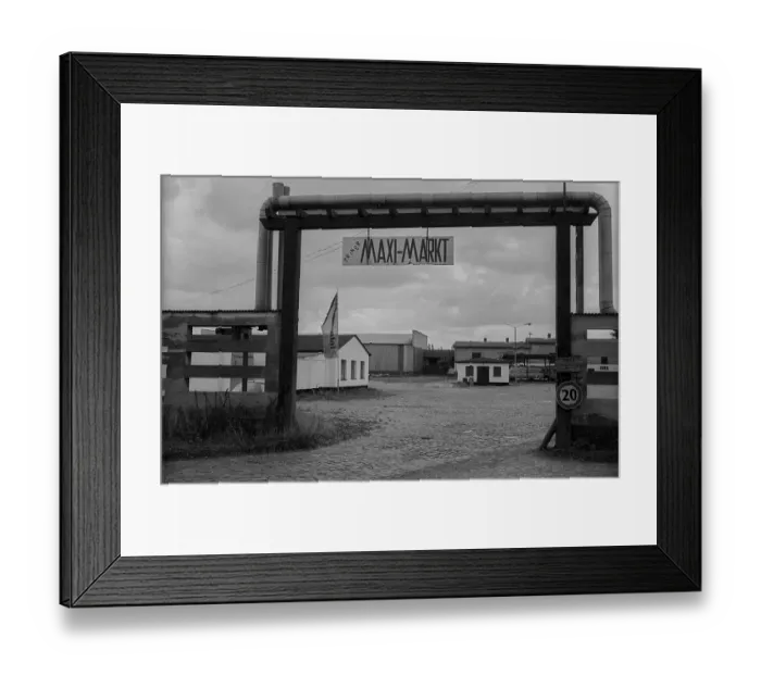 Framed Print : Germany, Trinwillershagen, 16 September 1991