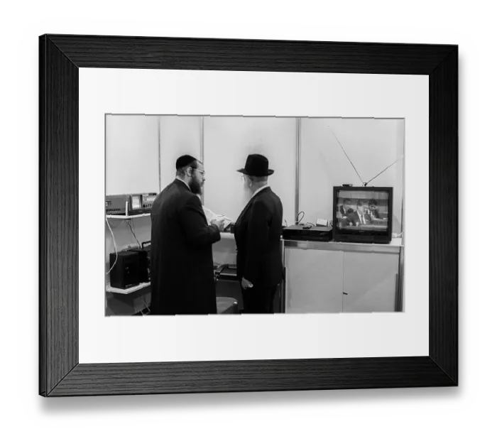 Framed Print : Germany, Berlin, 01.09.1991, International Radio Exhibition IFA Framed Print : Germany, Berlin, 01.09.1991, International Radio Exhibition IFA