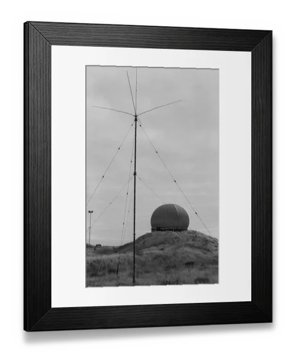 Framed Print : Germany, Osterne, 12.11.1991, Open day in a former missile site of the NVA Framed Print : Germany, Osterne, 12.11.1991, Open day in a former missile site of the NVA