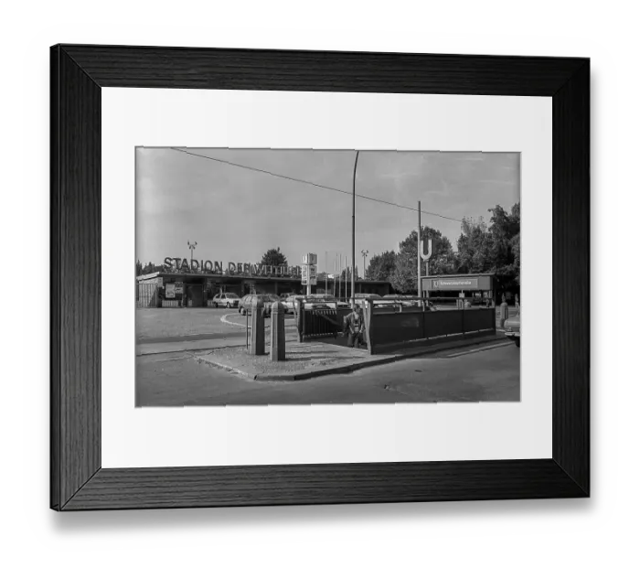 Framed Print : Germany, Berlin, 15 October 1991 Framed Print : Germany, Berlin, 15 October 1991
