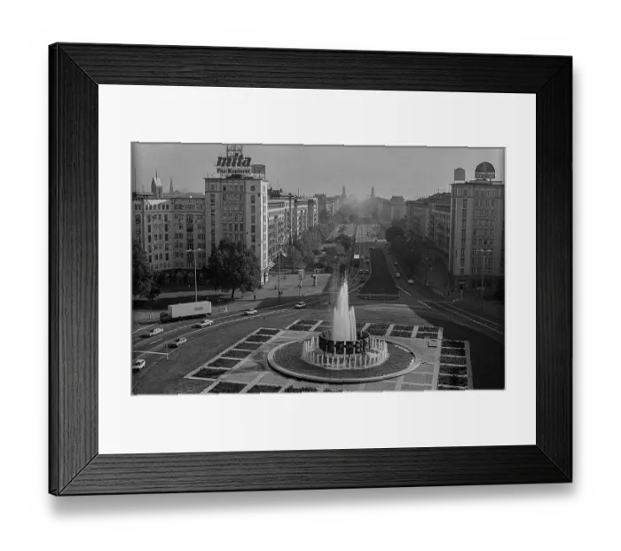 Framed Print : Germany, Berlin, 09.10.1991, Strausberger Platz