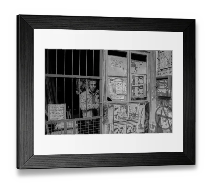 Framed Print : Germany, Berlin, 17 October 1991 Framed Print : Germany, Berlin, 17 October 1991