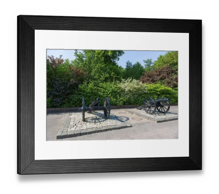 Framed Print : Cannons in front of the entrance to Sckloss Rotzebuettel