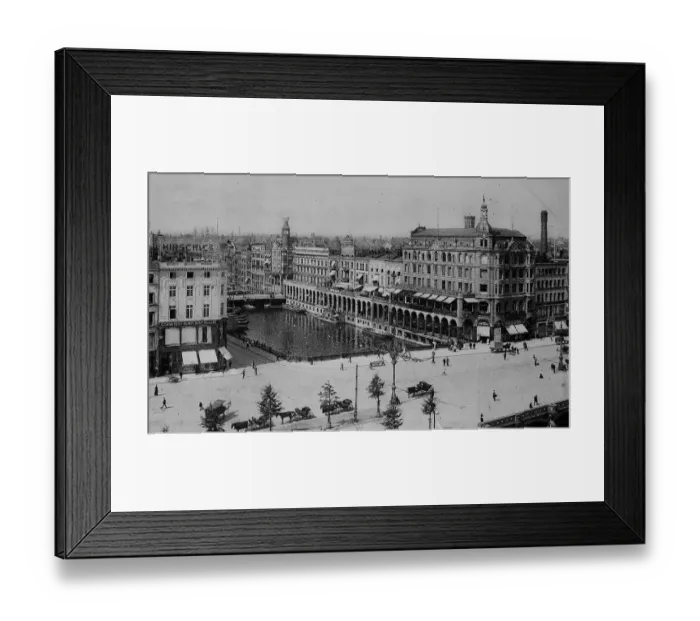 Framed Print : Riesendammbruecke bridge and Alsterarkaden arcades