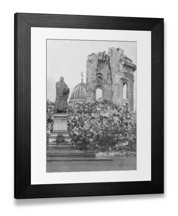 Framed Print : Luther Monument in front of the Ruins of the Dresden Church of Our Lady Framed Print : Luther Monument in front of the Ruins of the Dresden Church of Our Lady