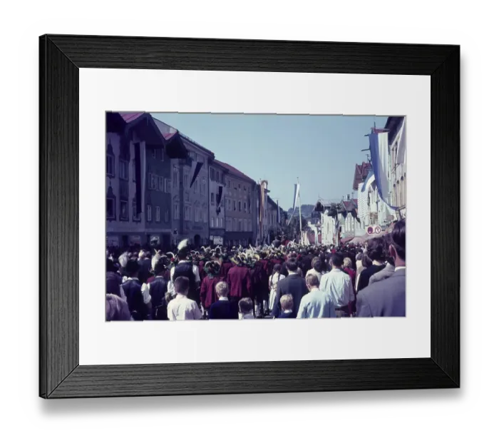 Framed Print : Markstrasse Bad Toelz, Untere Marktstrasse
