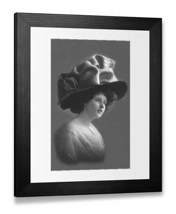 Framed Print : Portrait of a woman with a large hat