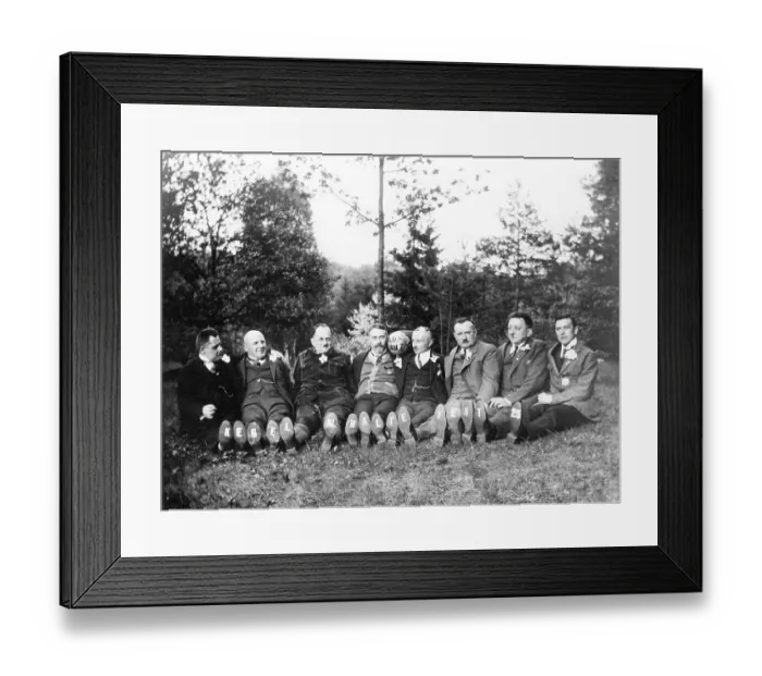 Framed Print : Historic photo, the skittle club Halte fest