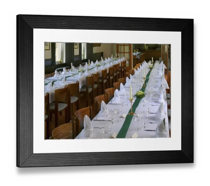 Framed Print : Table setting in the restaurant of a wedding Framed Print : Table setting in the restaurant of a wedding