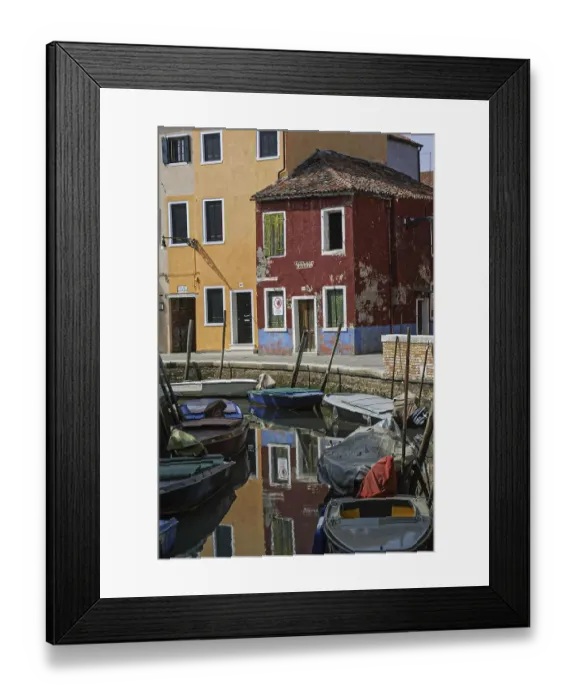 Framed Print : Canal, boats, colourful houses