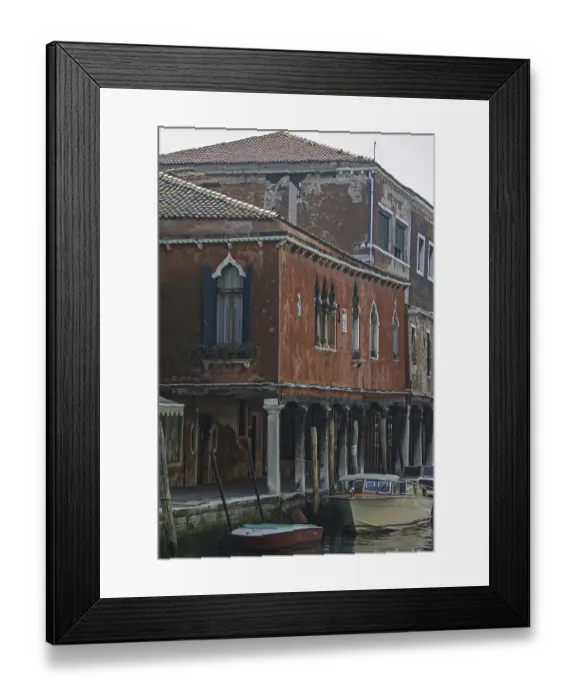Framed Print : Canal with house facades and supporting pillars