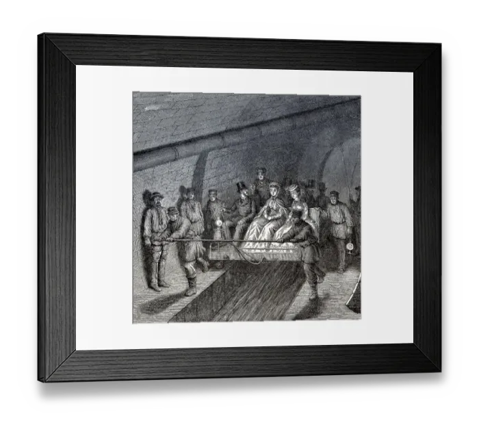 Framed Print : Visitors at the Paris Sewer Museum