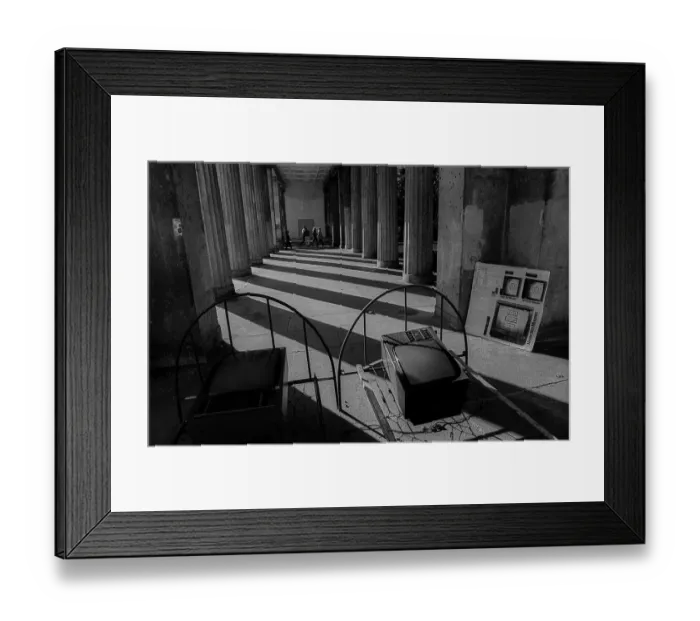 Framed Print : Germany, Berlin, 19 October 1991 Framed Print : Germany, Berlin, 19 October 1991