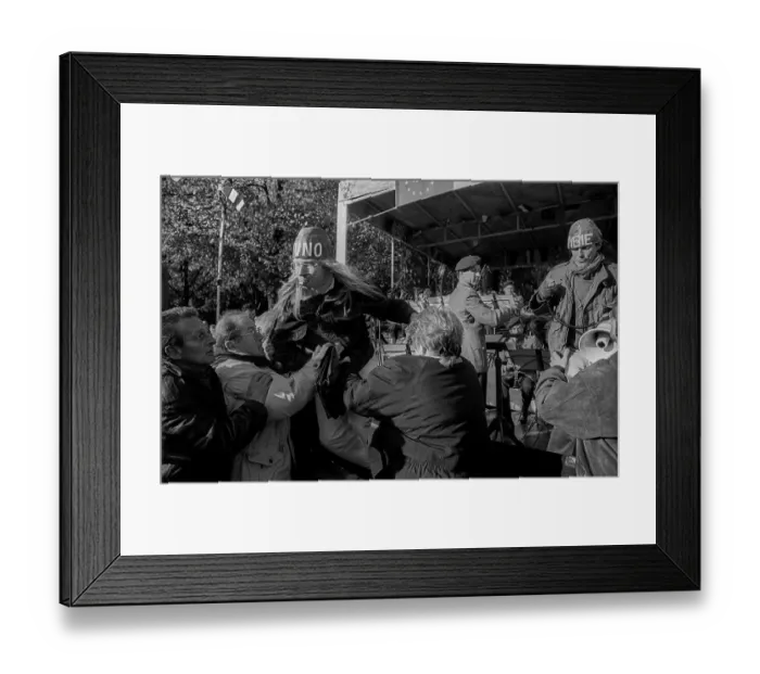 Framed Print : Germany, Berlin, 20 October 1991 Framed Print : Germany, Berlin, 20 October 1991