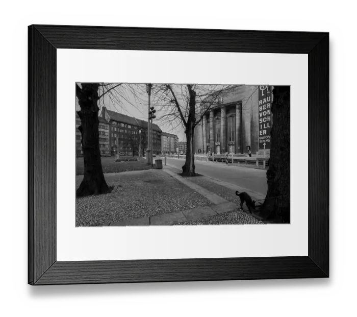 Framed Print : Germany, Berlin, 14 November 1991 Framed Print : Germany, Berlin, 14 November 1991
