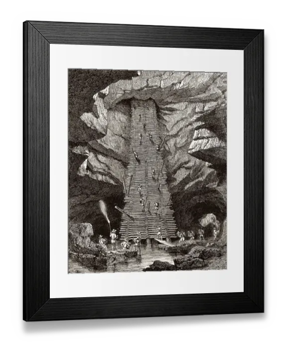 Framed Print : Zentrale Leiter in der Hoehle, Bolonchen