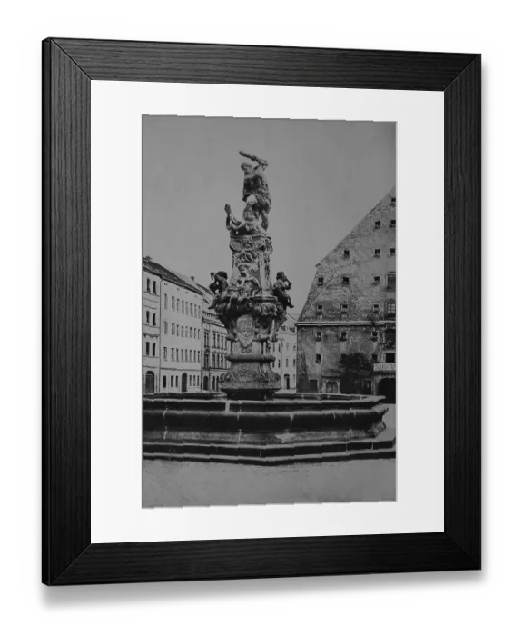 Framed Print : Ratswaage building and Herkulesbrunnen fountain
