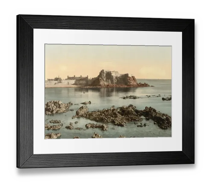 Framed Print : Elizabeth Castle, Jersey, Channel Island in the English Channel in the Bay of Saint-Malo Framed Print : Elizabeth Castle, Jersey, Channel Island in the English Channel in the Bay of Saint-Malo