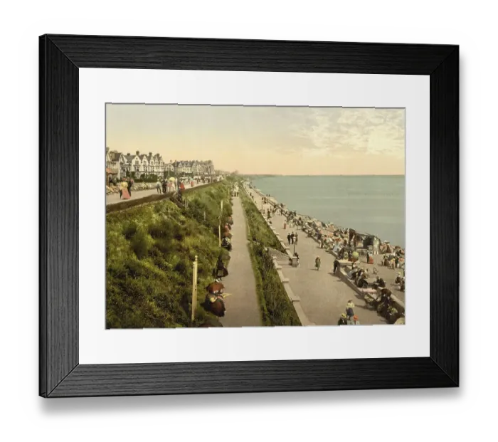 Framed Print : Clacton-on-sea, Town in South East England in East Essex Framed Print : Clacton-on-sea, Town in South East England in East Essex