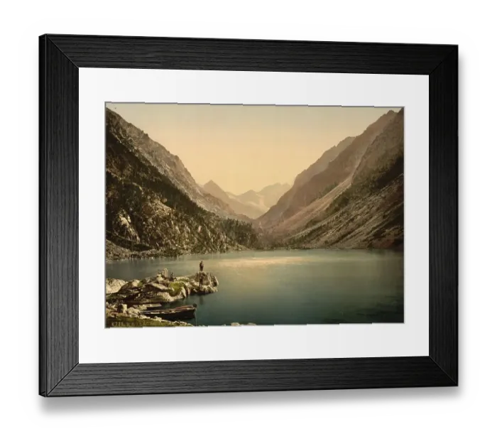 Framed Print : Lac de Gaube is one of numerous mountain lakes on the French side of the Pyrenees