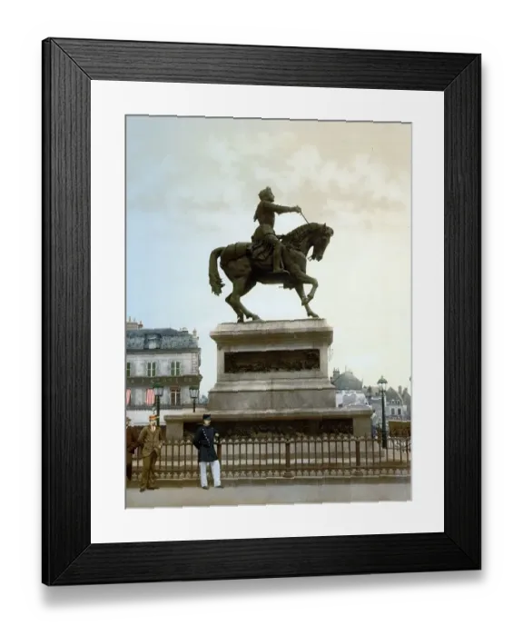 Framed Print : Statue de Jeanne d'Arc, Place Marthoy Framed Print : Statue de Jeanne d'Arc, Place Marthoy