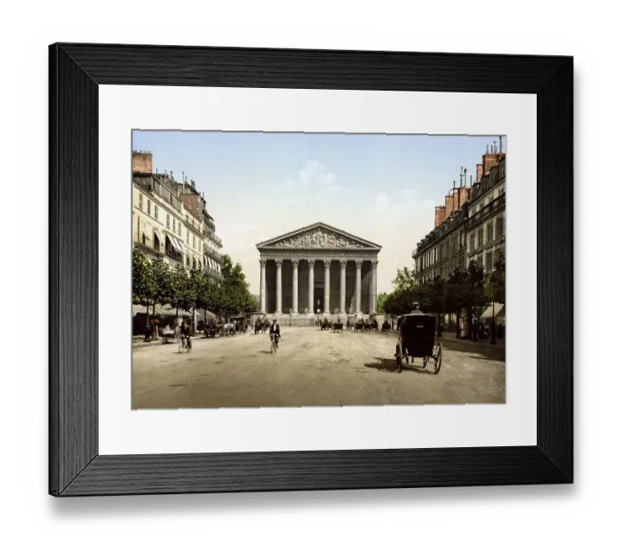 Framed Print : Rue Royale and La Madeleine parish church