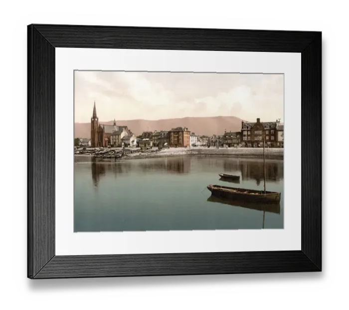 Framed Print : The Pier, Largs, town on the Firth of Clyde in North Ayrshire Framed Print : The Pier, Largs, town on the Firth of Clyde in North Ayrshire